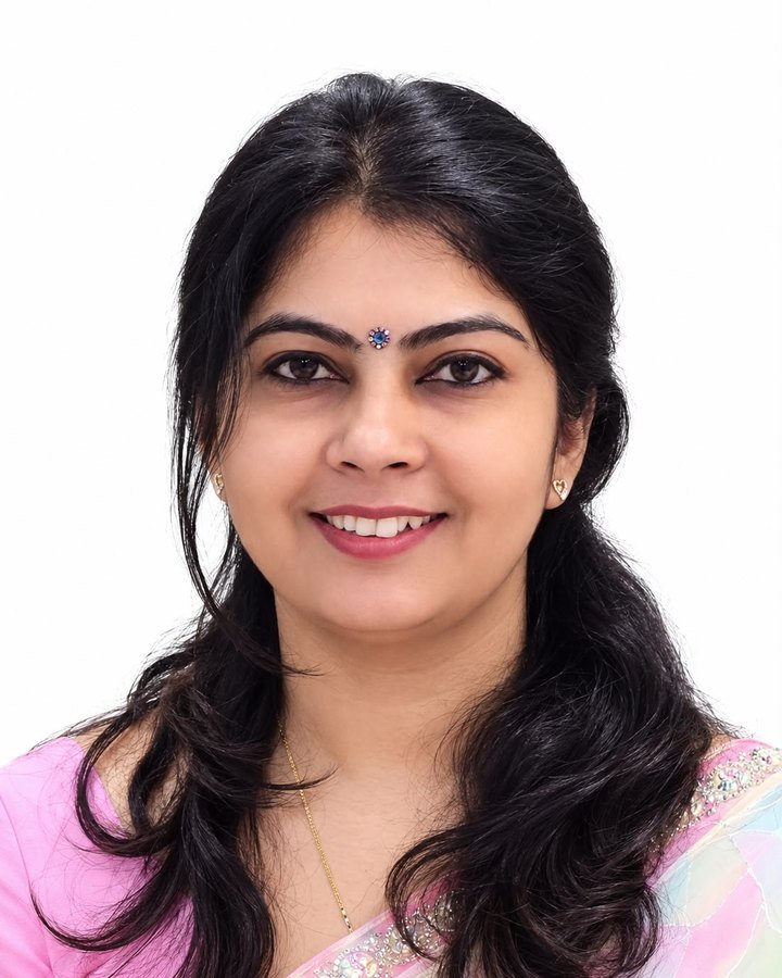 Portrait of Adv. Parul Chaudhary